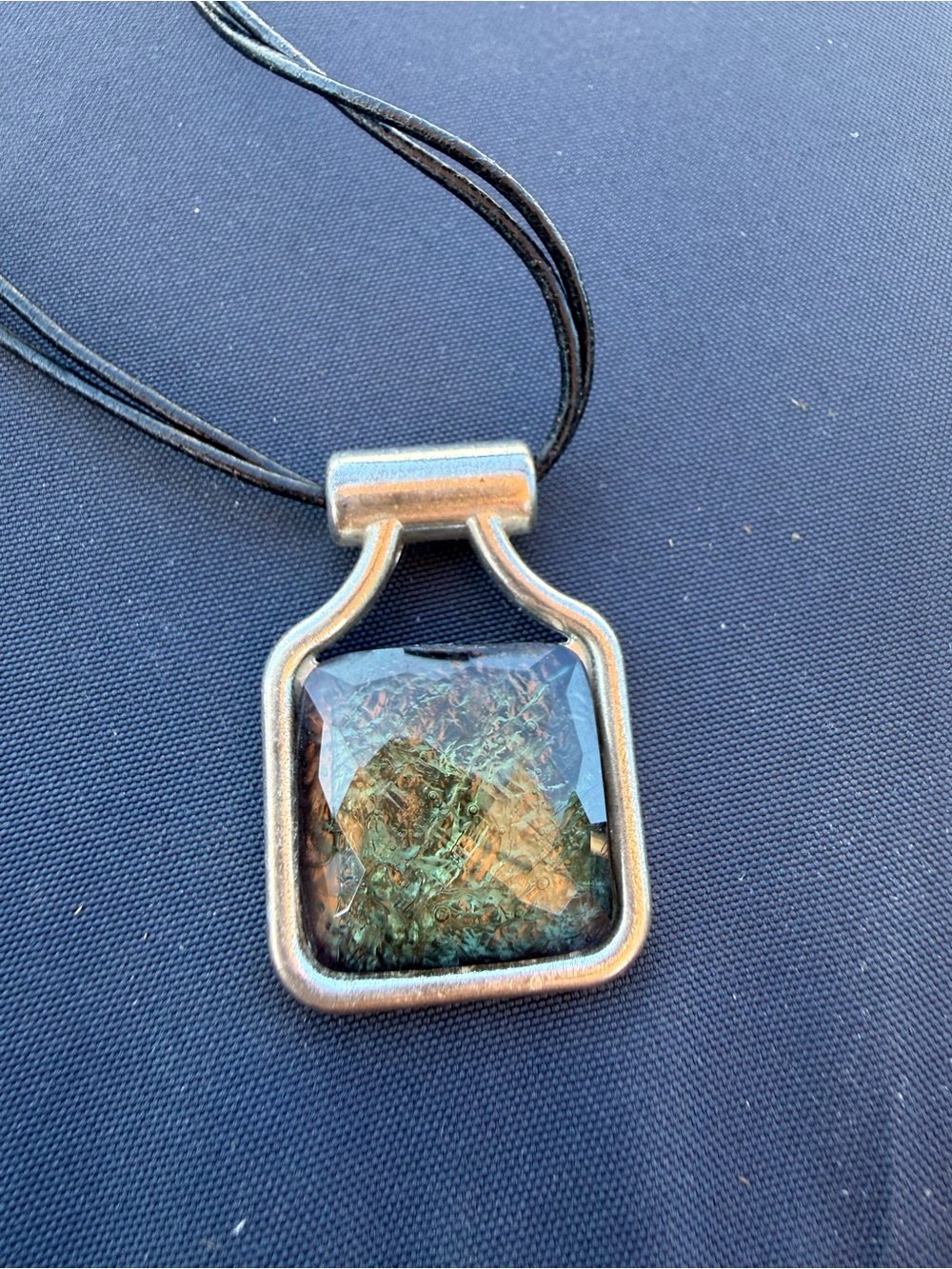 Women’s jeweled stone necklace multicolored  stone